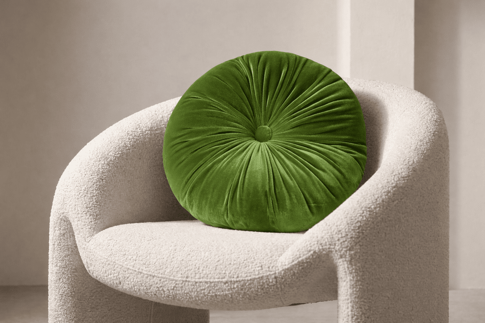Round velvet pillow Green