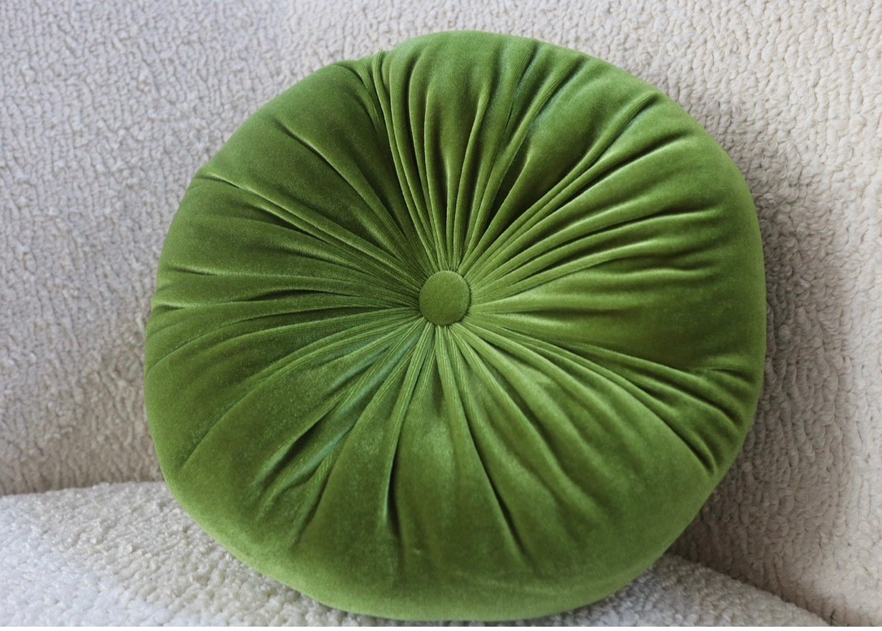 Round velvet pillow Green